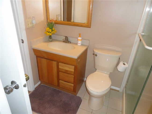 Building Photo - 64 Greenway Blvd