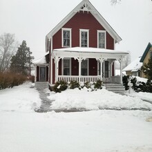 Building Photo - BEAUTIFUL 4 BEDROOM HOME NEAR DOWNTOWN CADILLAC