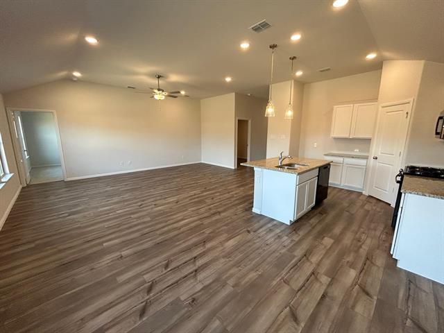 Building Photo - 1909 Indian Grass Dr