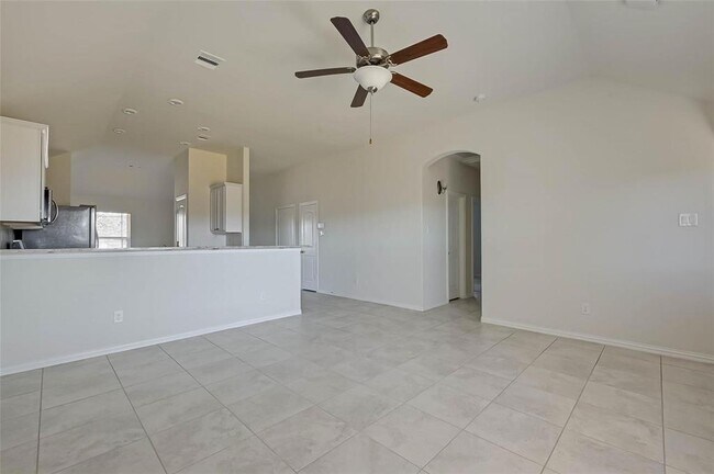Building Photo - 20323 Creekdale Bend Dr