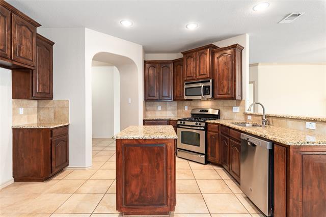 Building Photo - 5032 Harney Dr