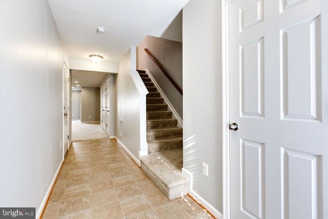 Building Photo - 7831 River Rock Way
