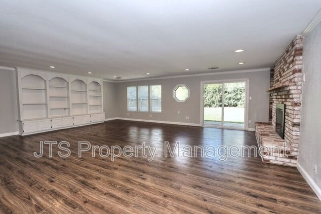Building Photo - 9221 Rock Canyon Way