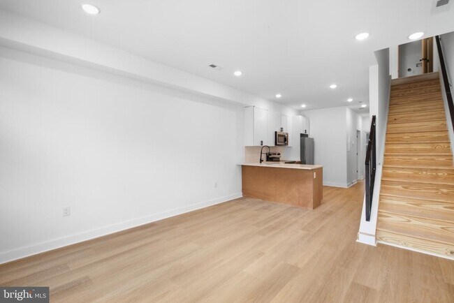 Building Photo - 2506 N 12th St