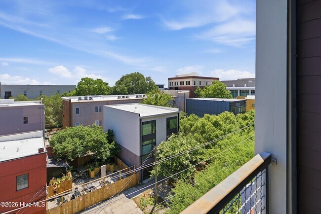 Building Photo - 801 N 4th St