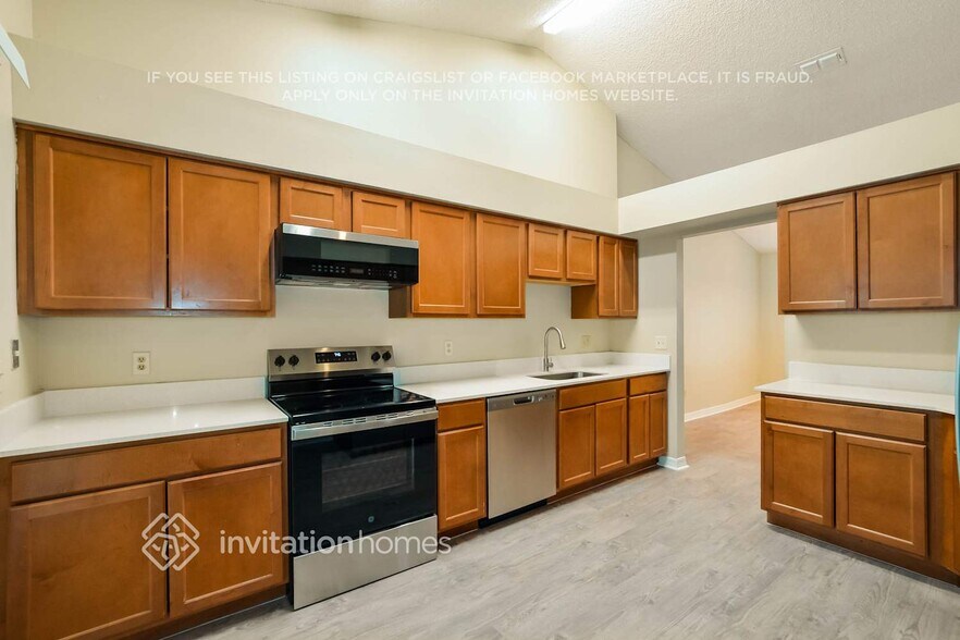 Building Photo - 1217 Gema Pl