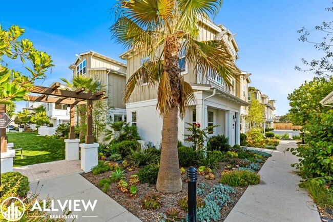 Building Photo - *Limited Move In Special! $1,000 Off First...