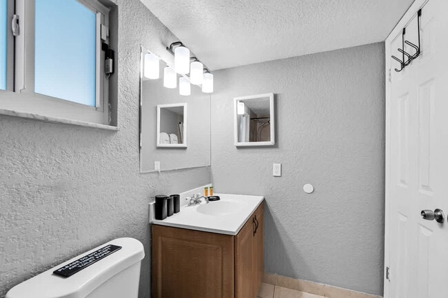 Building Photo - 3151 NW 69th St