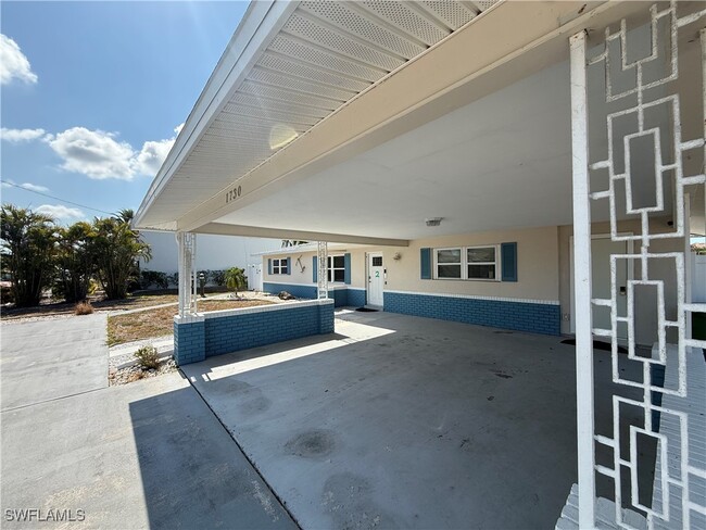 Building Photo - 1730 Bikini Ct