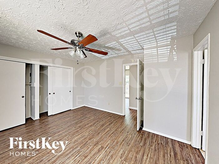 Building Photo - 18623 Bridoon Dr