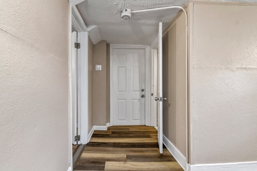 Building Photo - 153 Union St