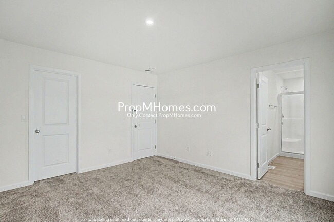 Building Photo - Modern Three Bedroom in Gresham's Newest Community!