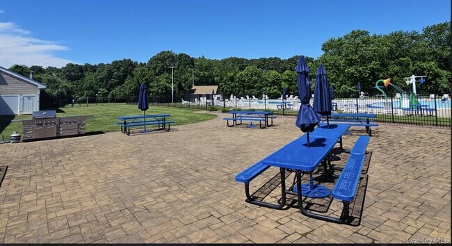 Building Photo - 23 Sierra Ct