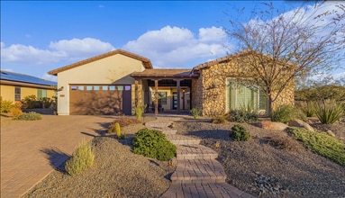 Building Photo - 4385 Noble Dr