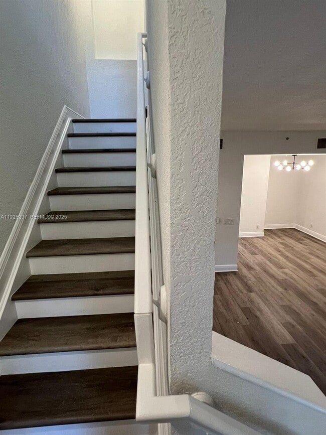 Building Photo - 22 SW 6th Ct