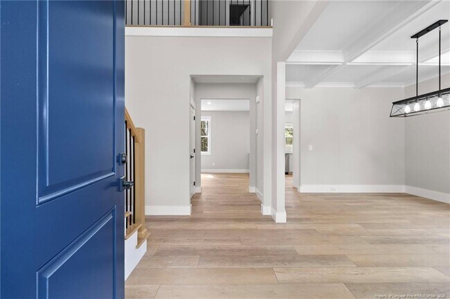 Building Photo - 22 S Shamrock Dr