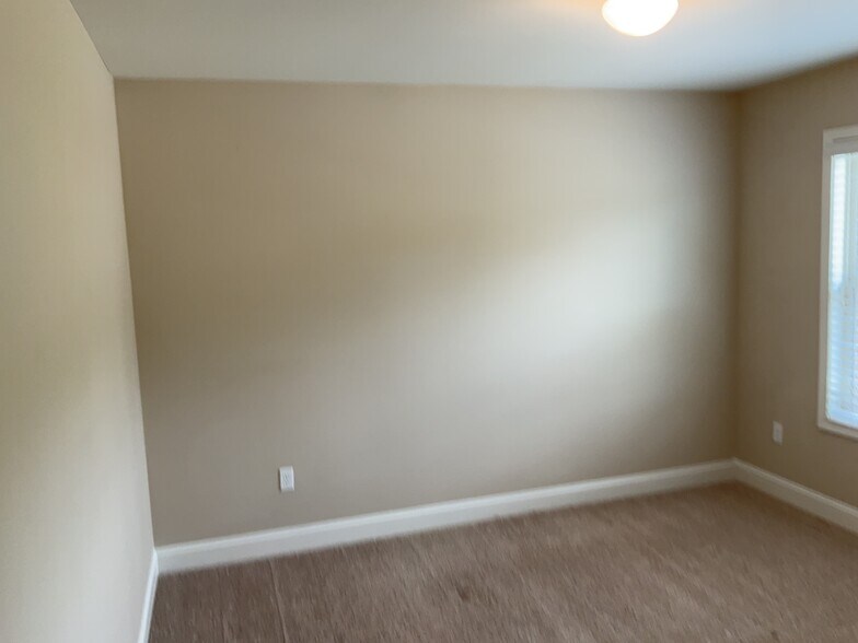 Building Photo - 1289 Victoria Walk Ln