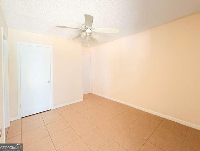 Building Photo - 200 West St