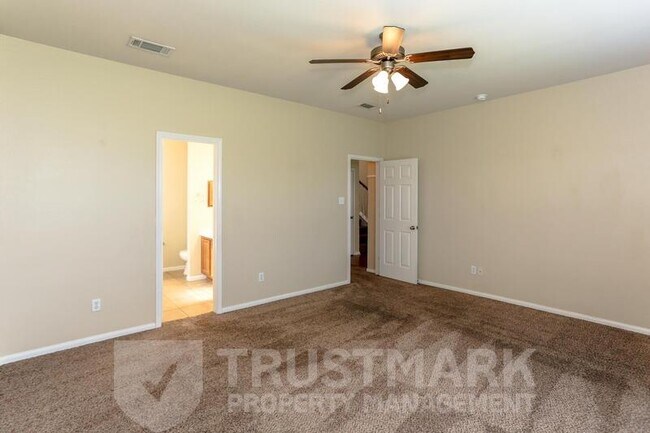 Building Photo - 212 Crowfoot Dr