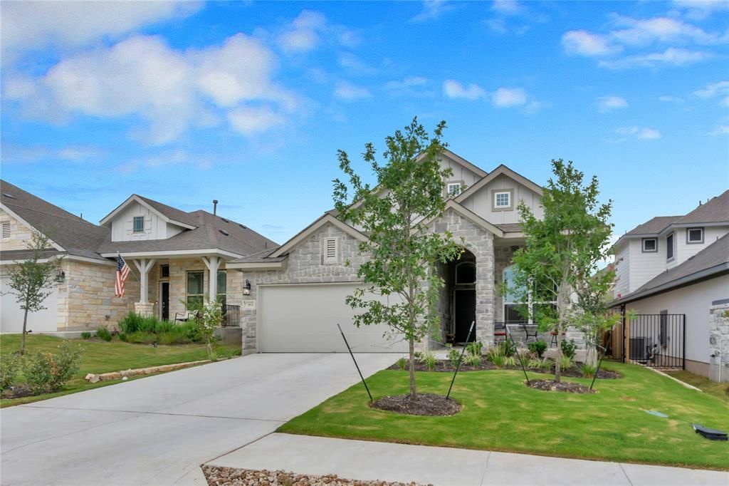 Building Photo - 5912 Sardinia Dr