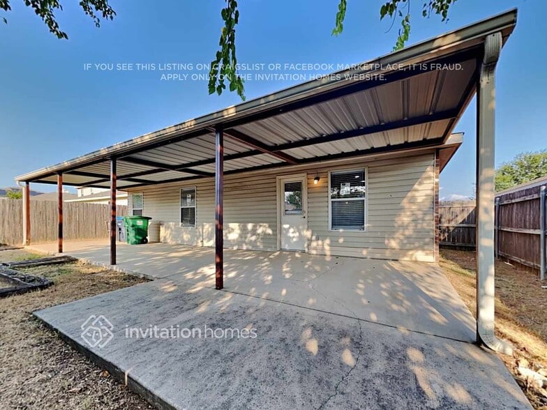 Building Photo - 5213 Newcastle Ln