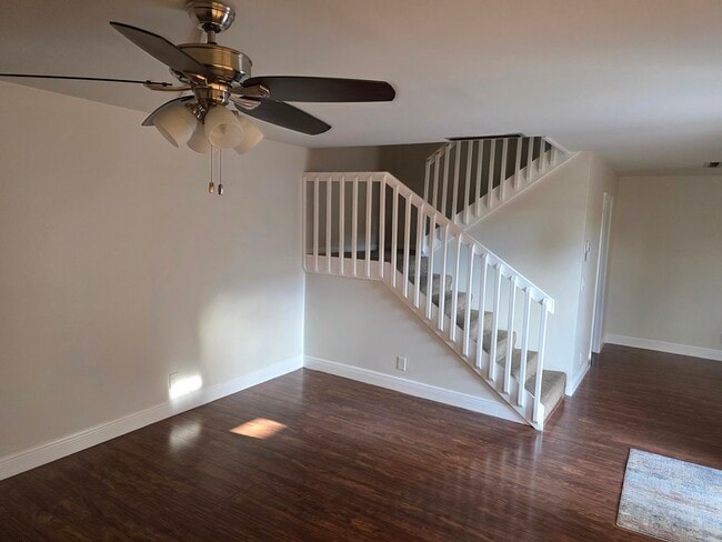 Building Photo - 2359 Waterside Dr
