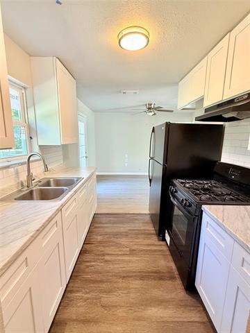 Building Photo - 5713 Emerson Dr