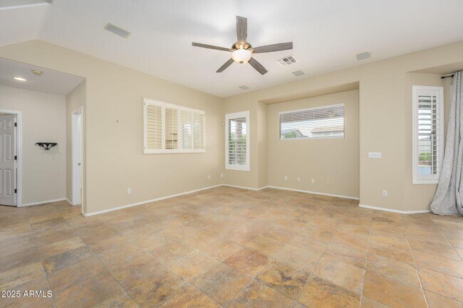 Building Photo - 13824 W Gelding Dr