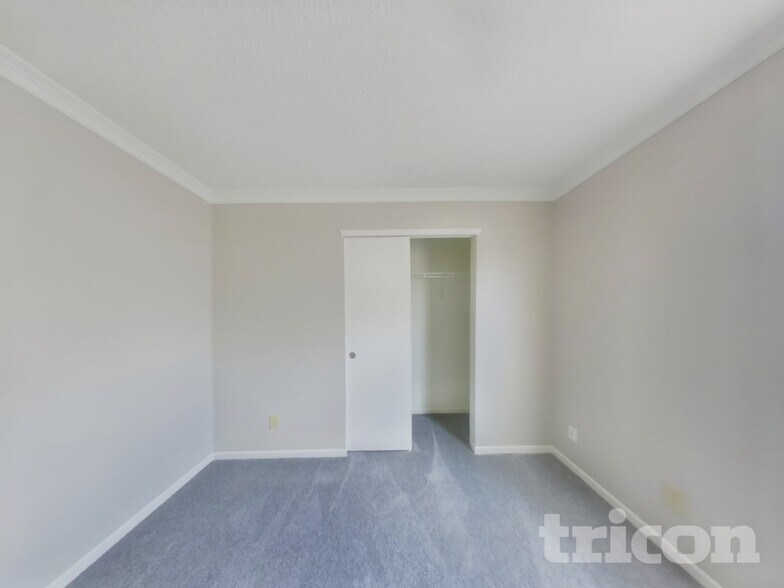 Building Photo - 1997 Evergold Cir