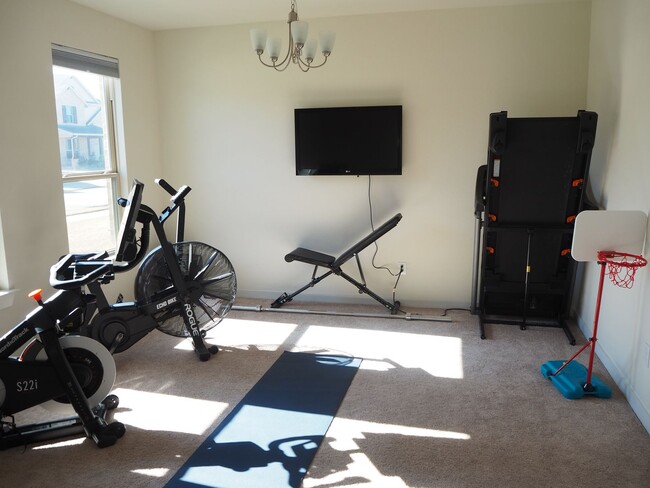 Building Photo - 4317 Swallow Dr