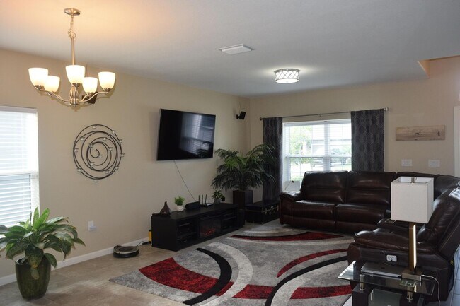 Building Photo - 4060 Dragonfly Dr