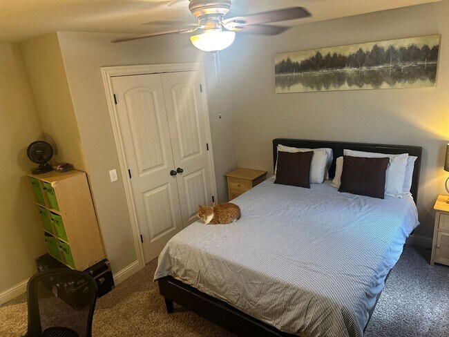 Building Photo - 3 Bed, 2.5 Bath Garden Home in Lakewood Subdivision – Available 8/1