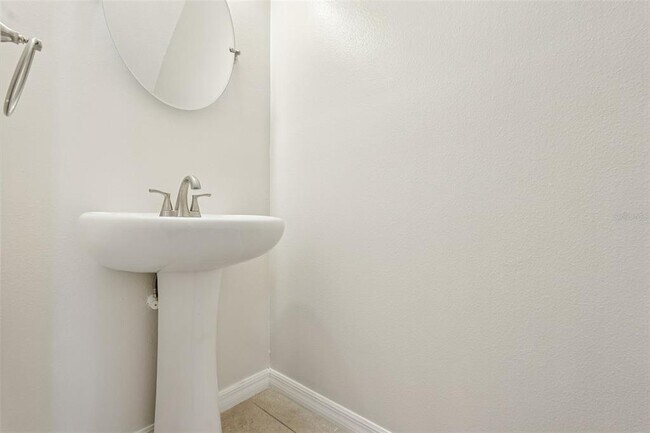 Building Photo - 9833 Hound Chase Dr