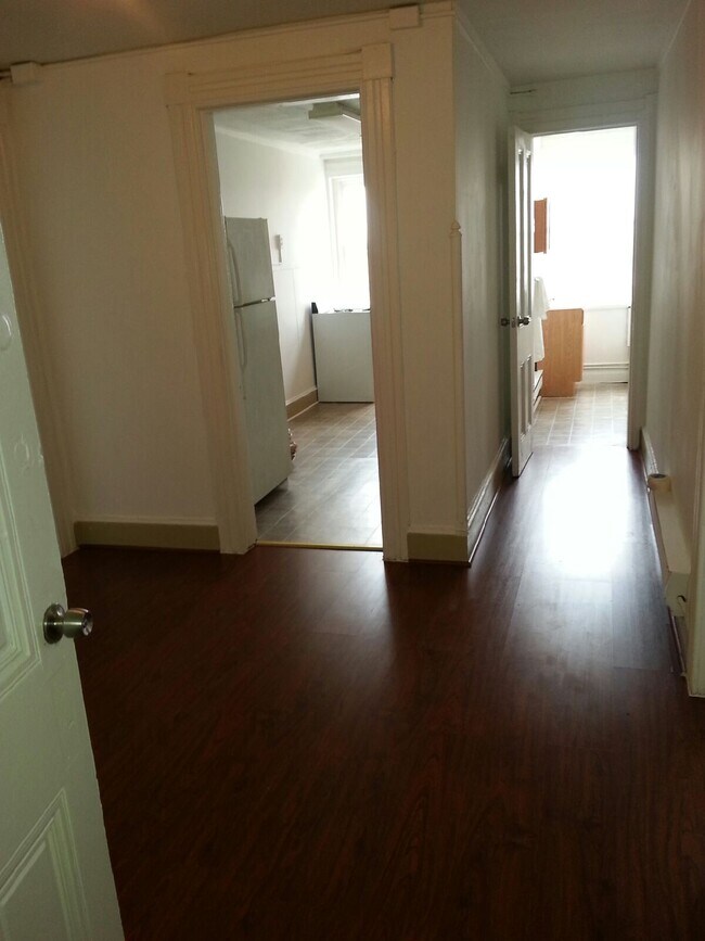 Building Photo - 1205 St Paul St