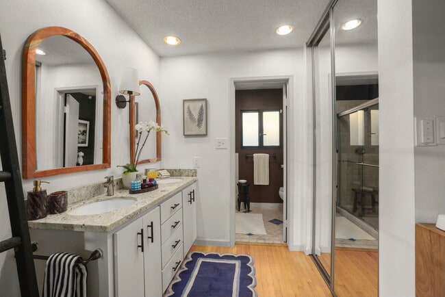 Building Photo - 4763 Golden Rd