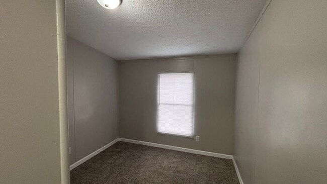 Building Photo - Newly Remodeled Home For Sale