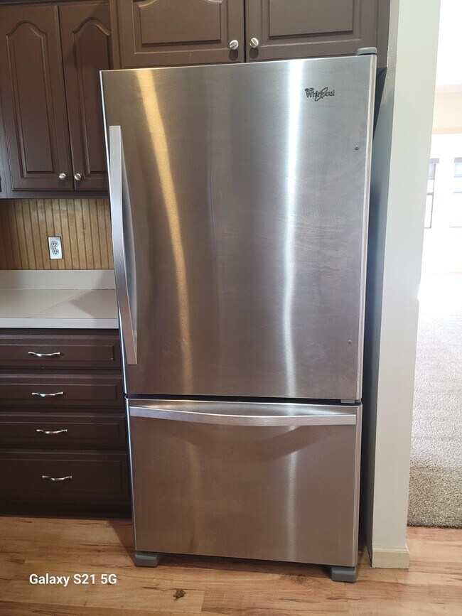 Building Photo - 140 Shelley Ln