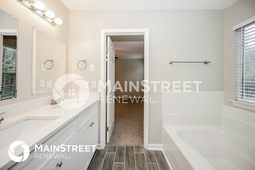 Building Photo - 5608 Ruby Run