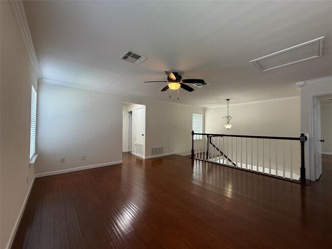 Building Photo - 307 Indian Meadow Dr