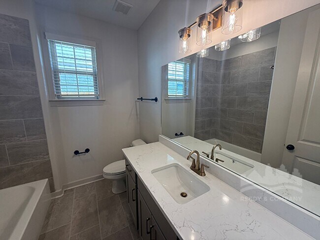 Building Photo - Beautiful NEW BUILD in Oakland, TN!