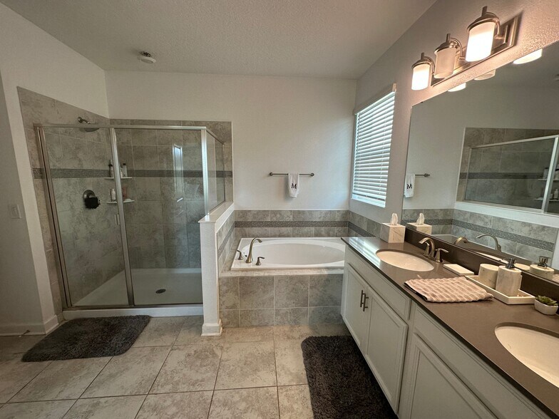 Building Photo - 3002 Prelude Ln