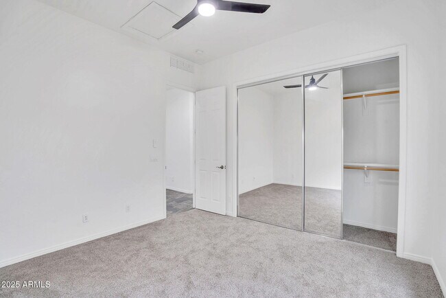 Building Photo - 4756 E Ironhorse Rd