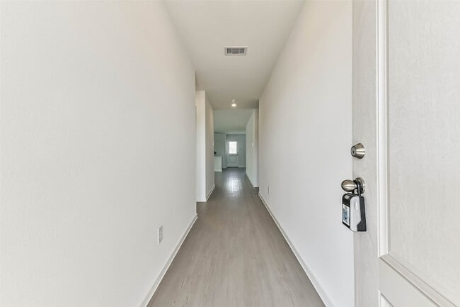 Building Photo - 163 Sterling River Ln