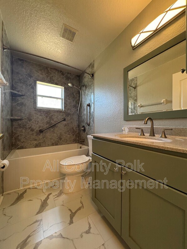 Building Photo - 601 Willet Cir