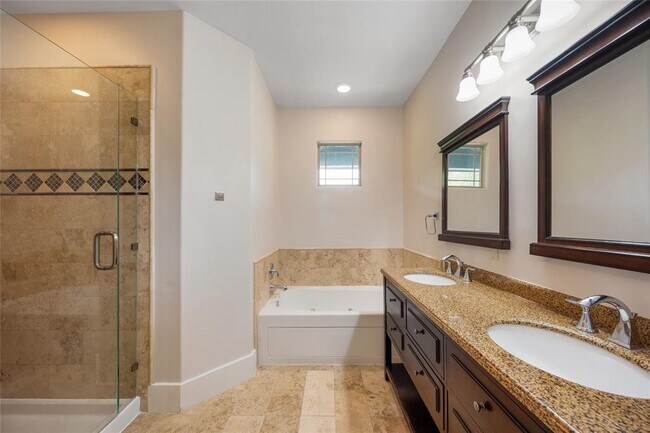 Building Photo - 1007 Taulbee Ln