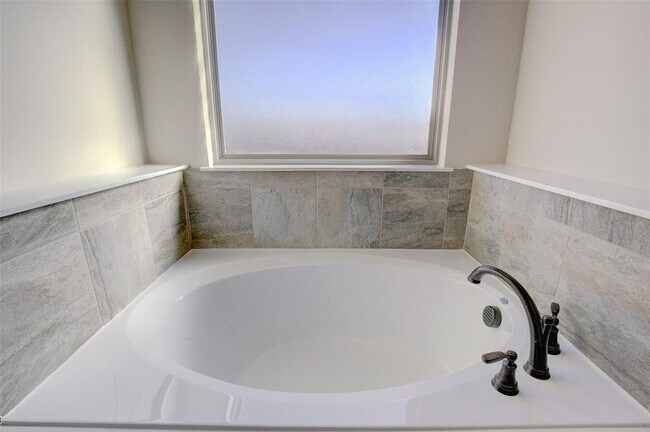 Building Photo - 7819 Cypress Dr