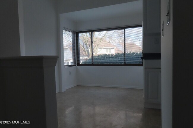 Building Photo - 1008 Burntwood Trail