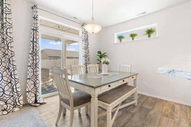 Building Photo - 3806 Winged Dove St