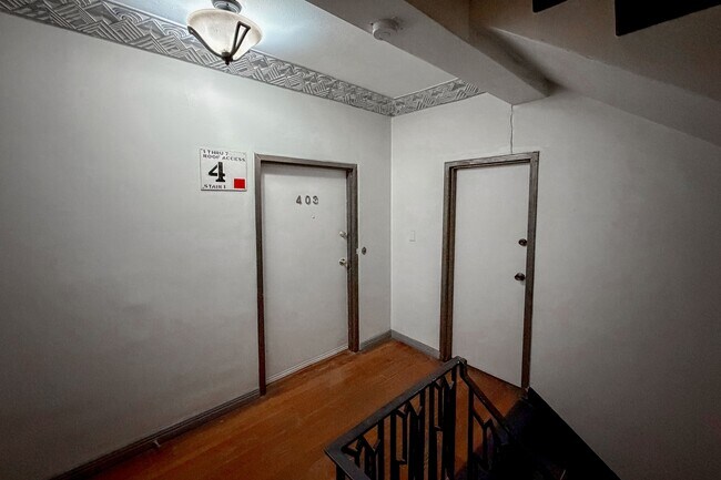 Building Photo - 1314 Hayworth Ave