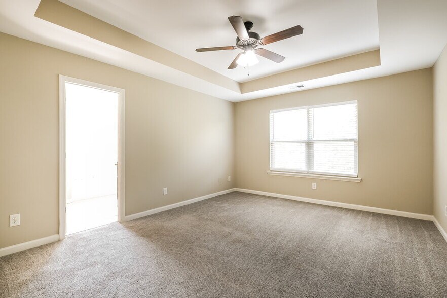 Building Photo - 40 Hamil Ct NW